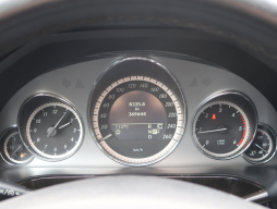 Mercedes-Benz E 2009
