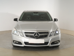 Mercedes-Benz E 2009