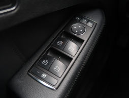Mercedes-Benz E 2009