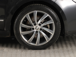 Škoda Superb 2013