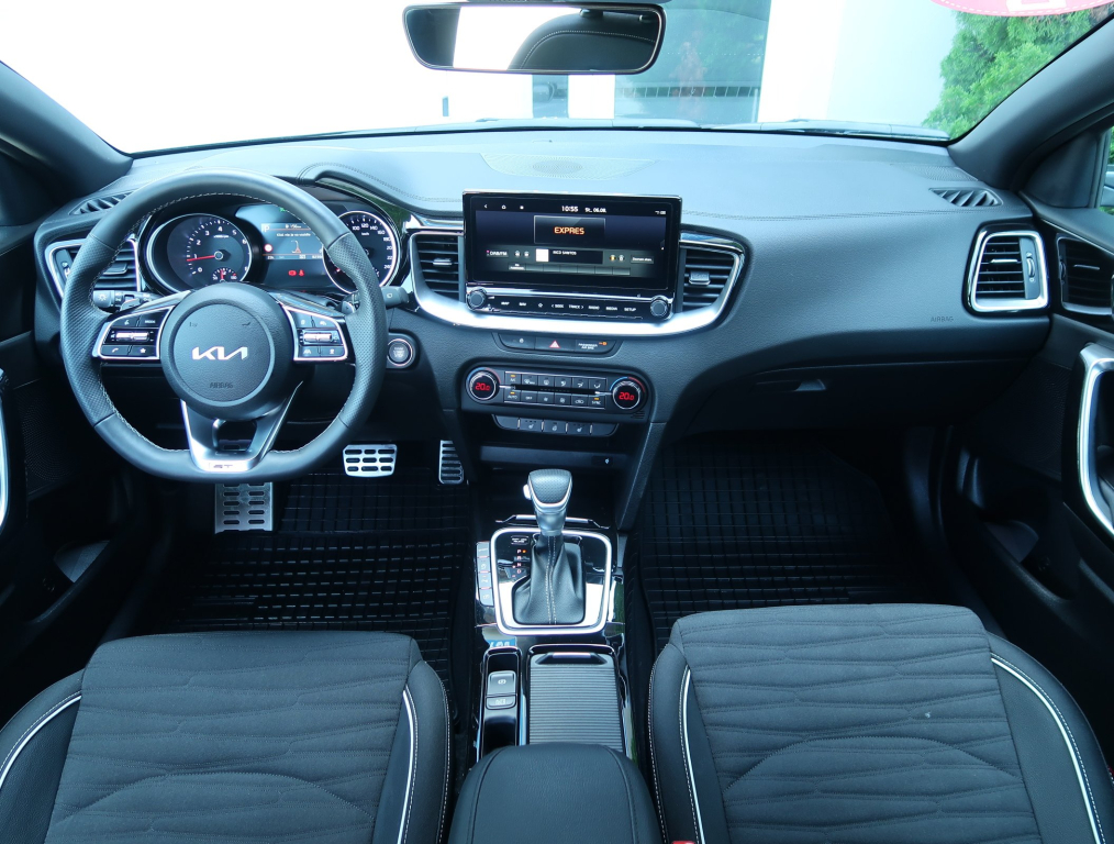 Kia ProCeed