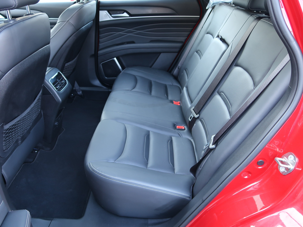 Dongfeng Fengon 5 Classic +