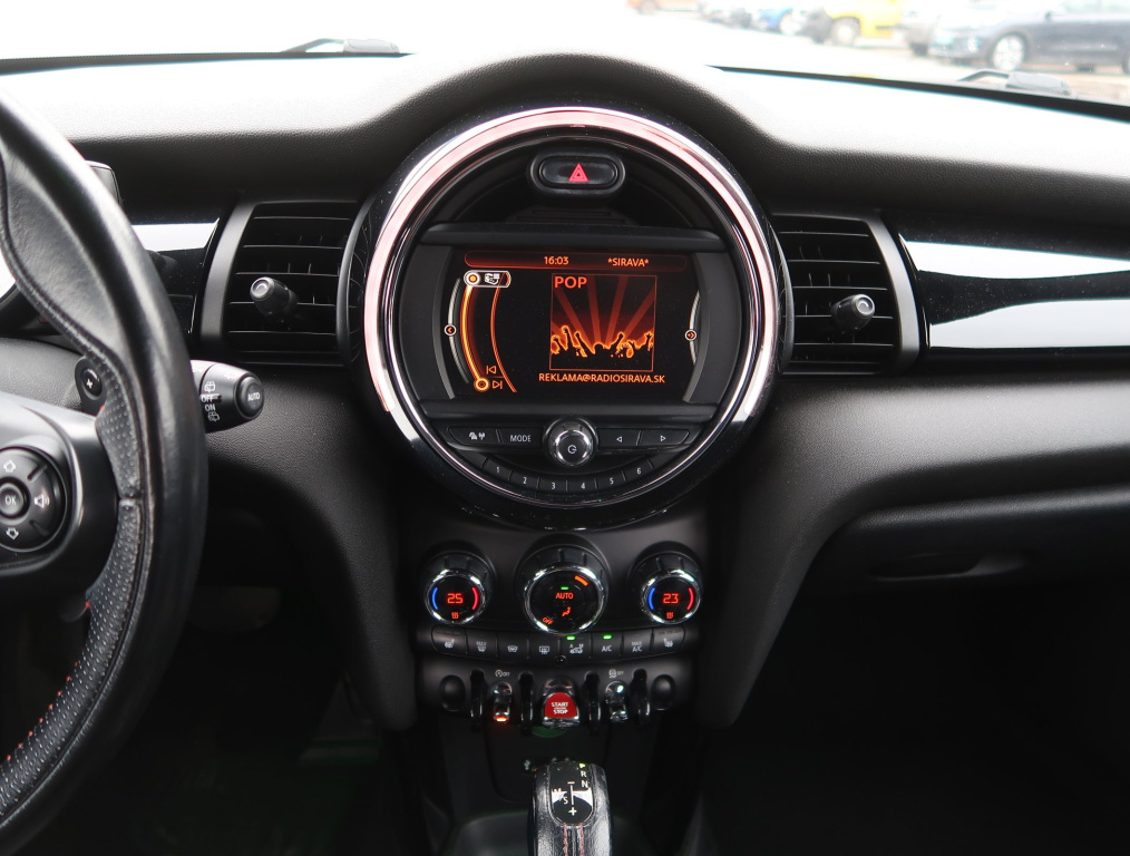 MINI 5-door