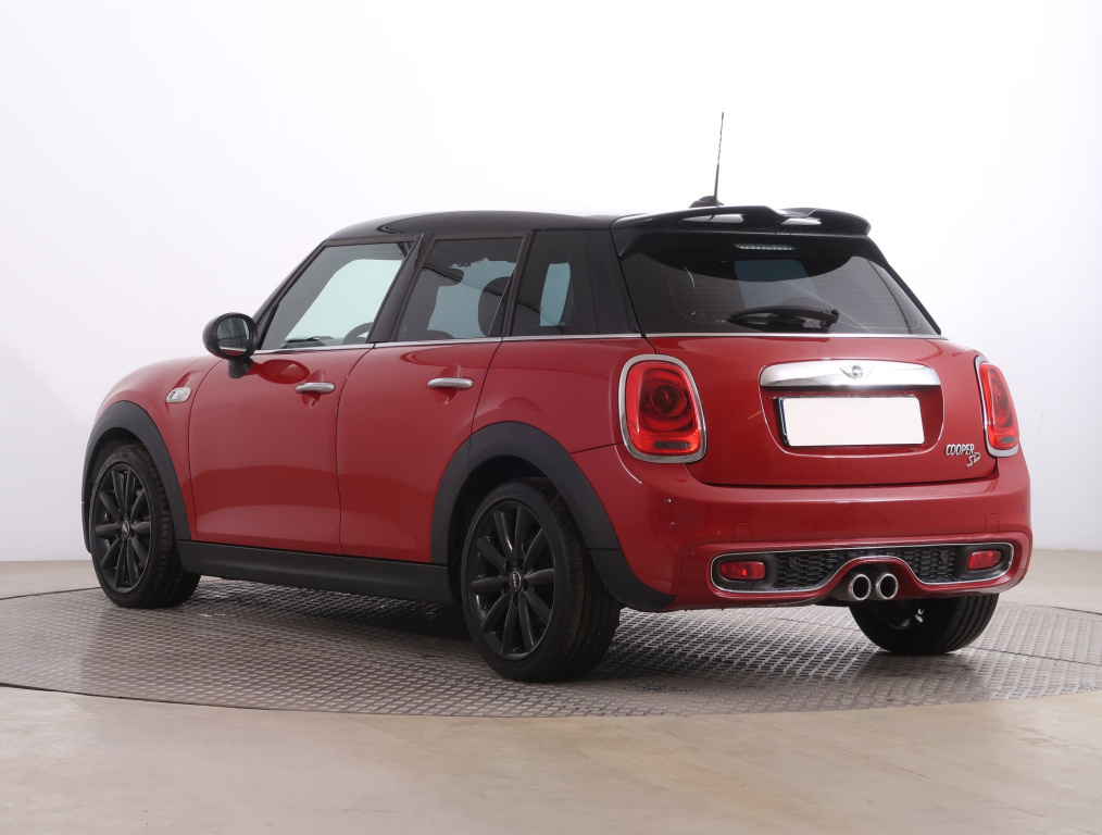 MINI 5-door
