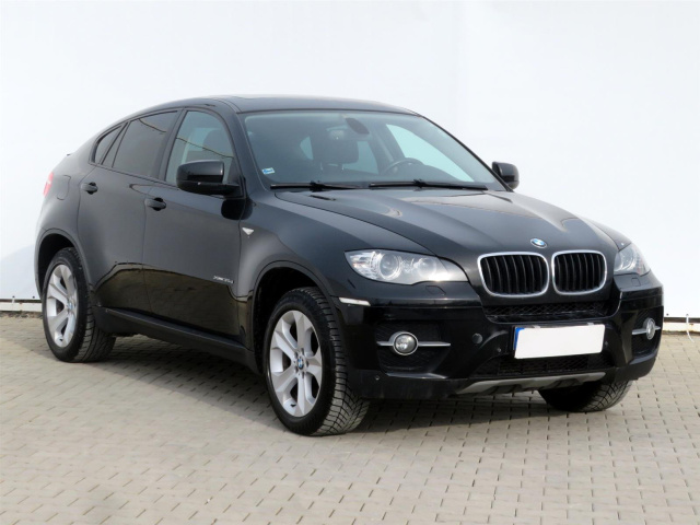 BMW X6 2011