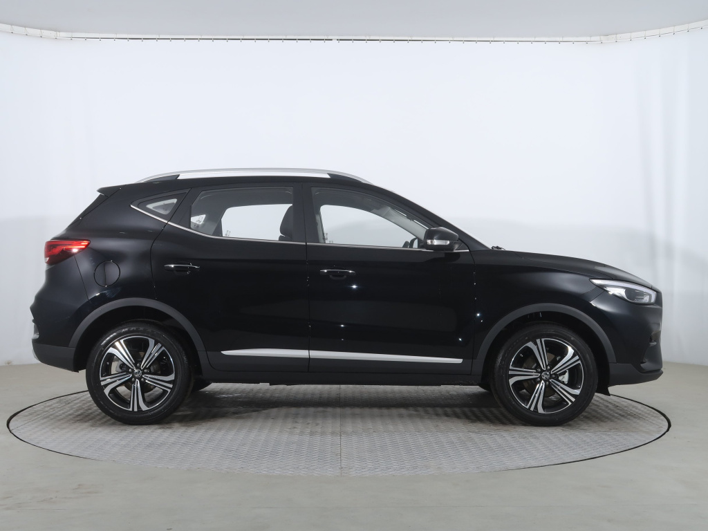 MG ZS SUV