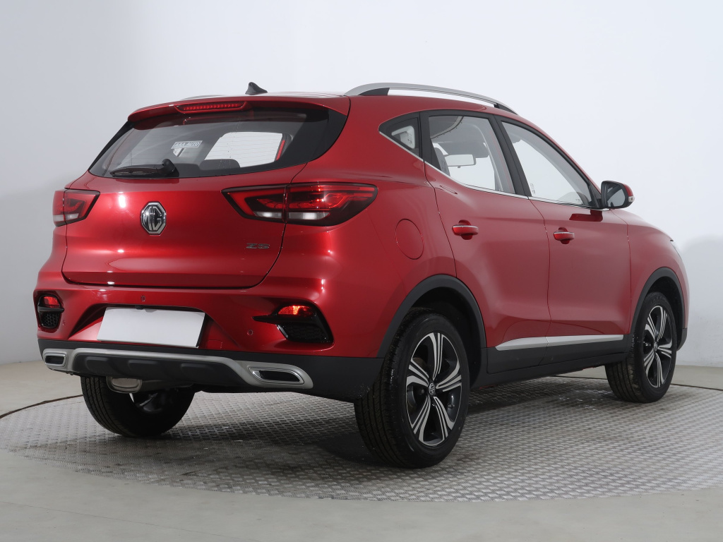 MG ZS SUV