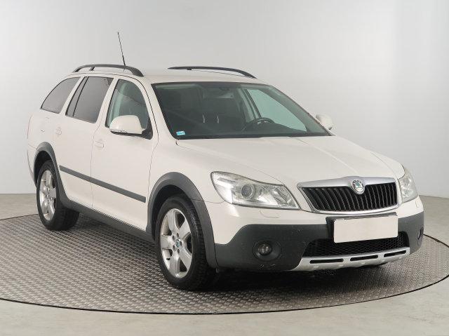 Škoda Octavia Scout 2011