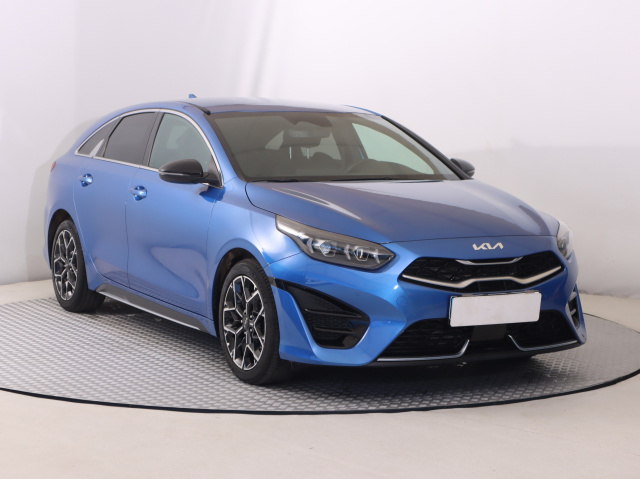 Kia ProCeed 2025
