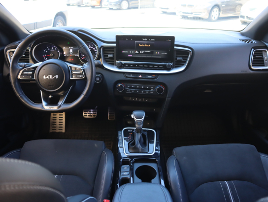 Kia ProCeed