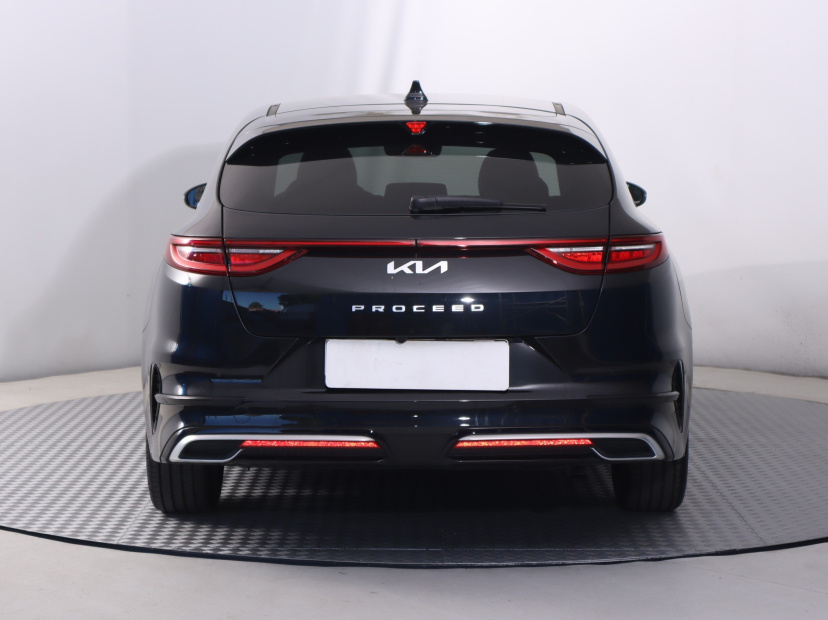 Kia ProCeed, 2025