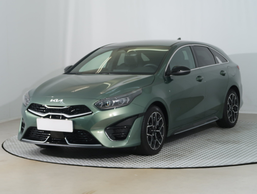 Kia ProCeed, 2025