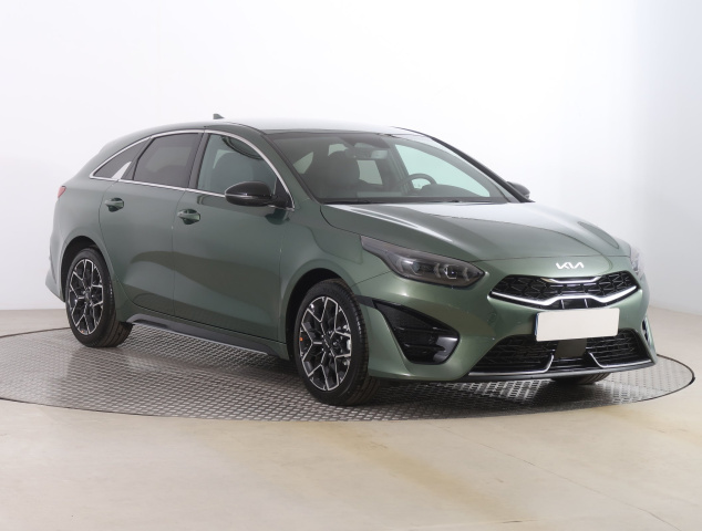 Kia ProCeed 2025