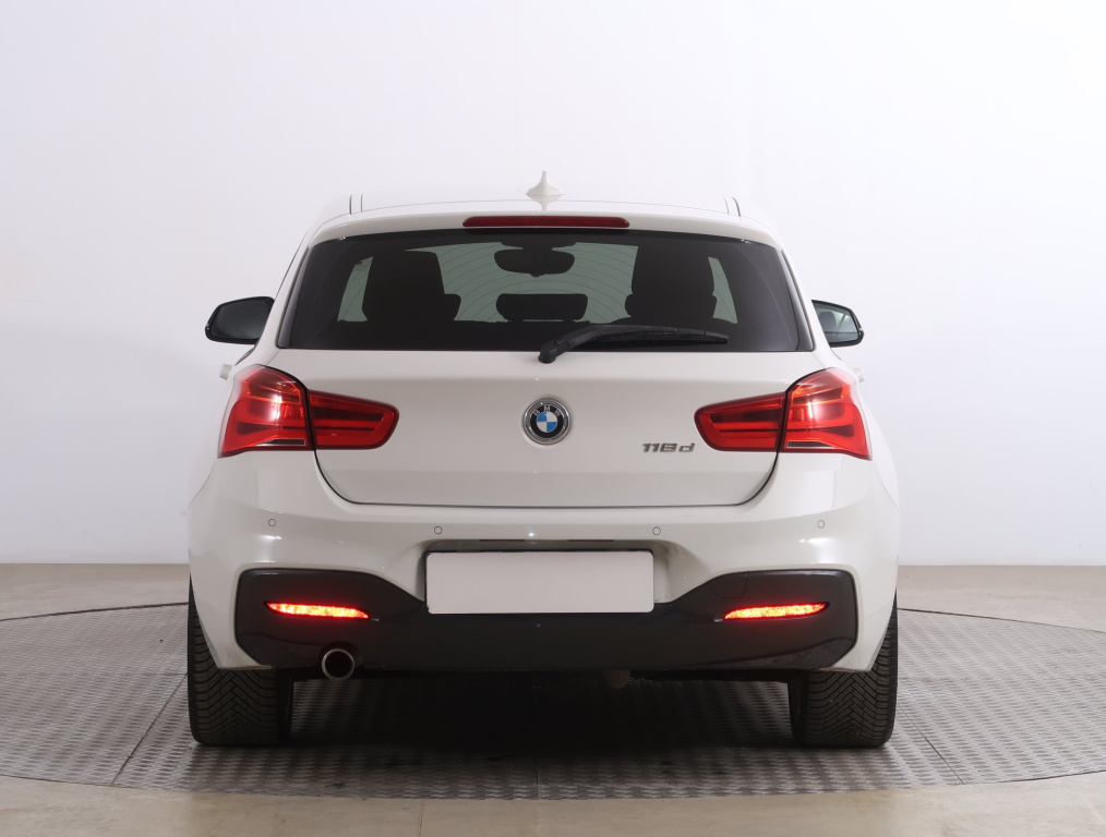 BMW 1