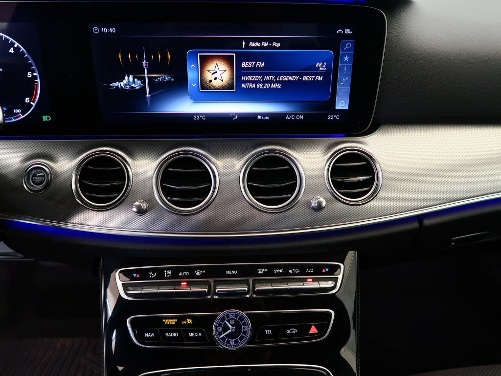 Mercedes-Benz E