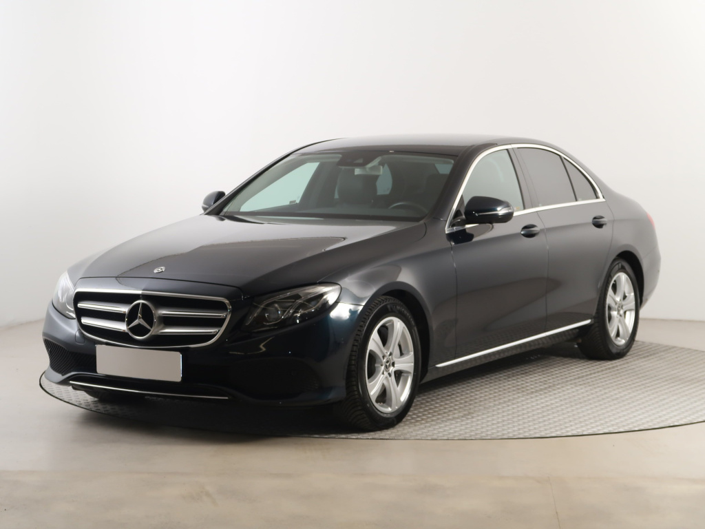 Mercedes-Benz E