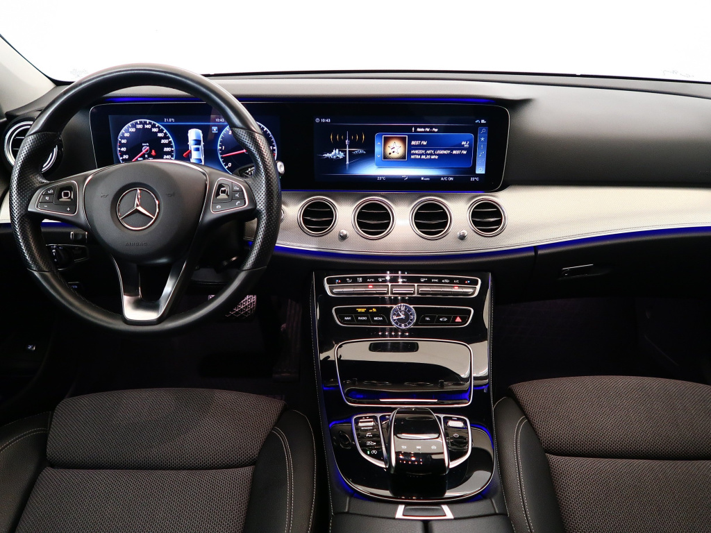 Mercedes-Benz E