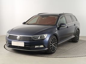 Volkswagen Passat - 2015