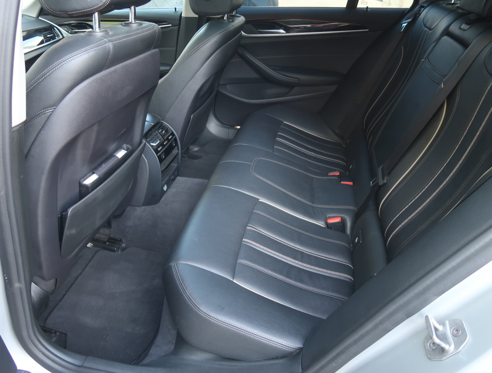 BMW 5