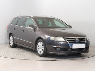 Volkswagen Passat, 2010