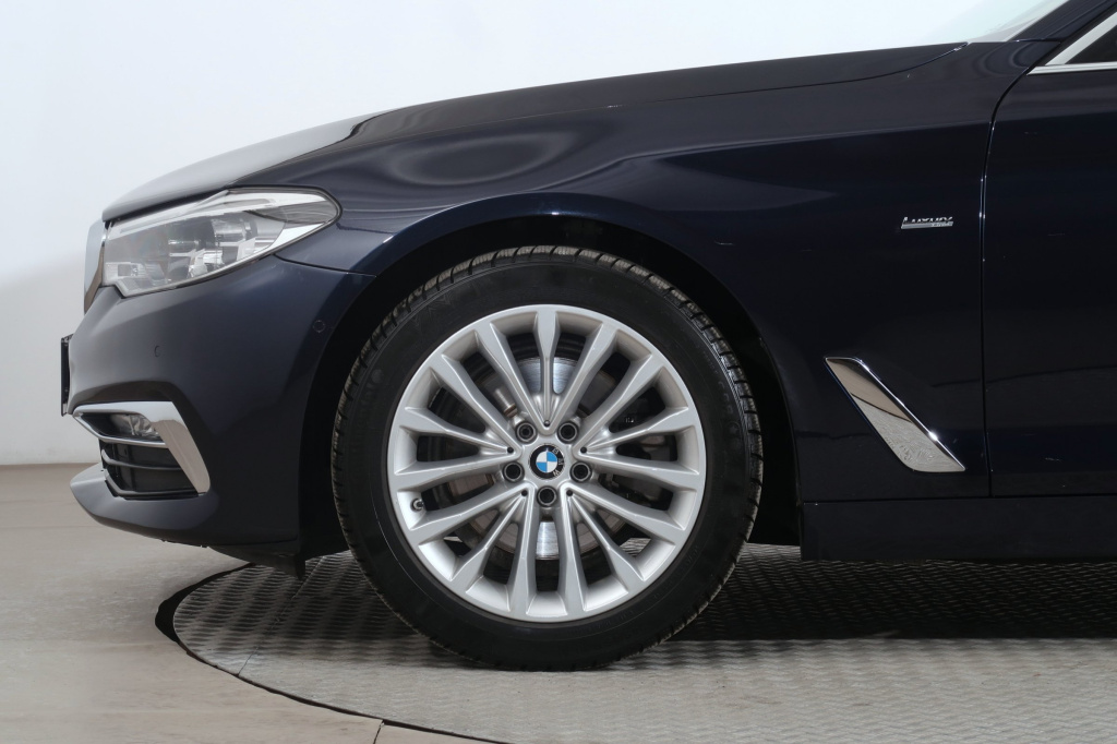 BMW 5