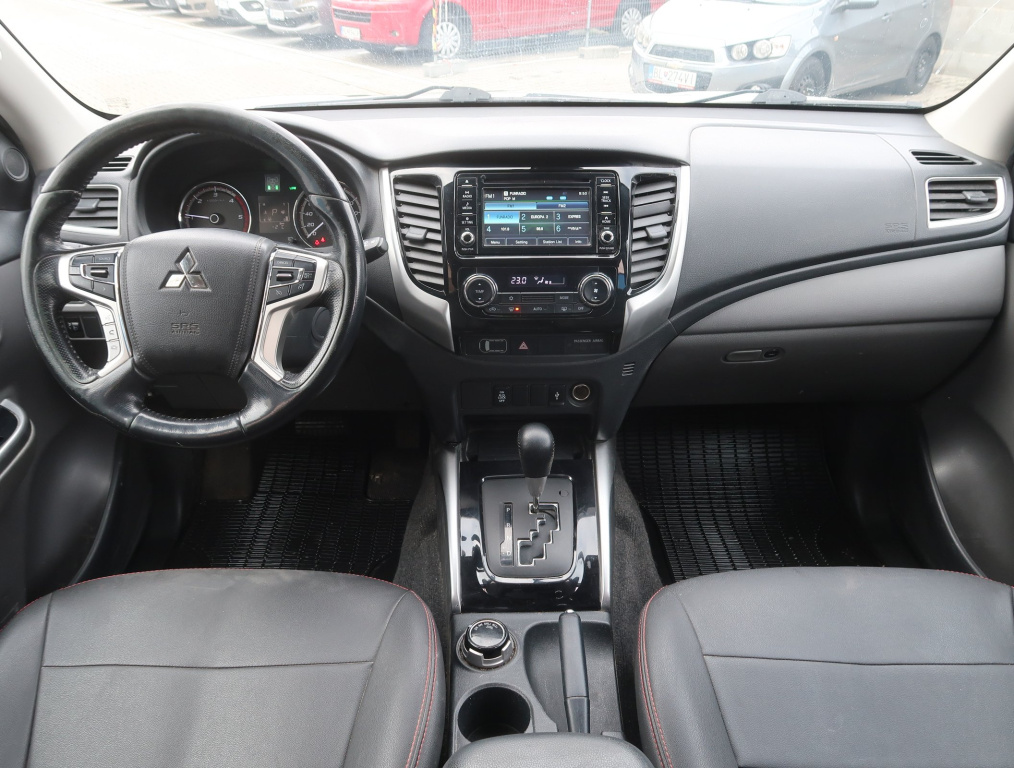 Mitsubishi L200