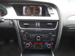 Audi Allroad A4 2010