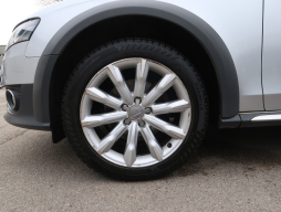 Audi Allroad A4 2010