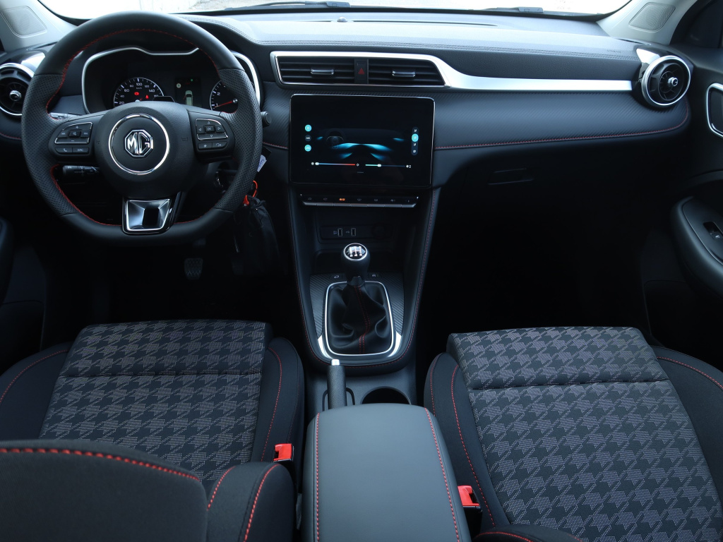 MG ZS SUV