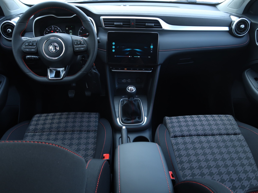 MG ZS SUV