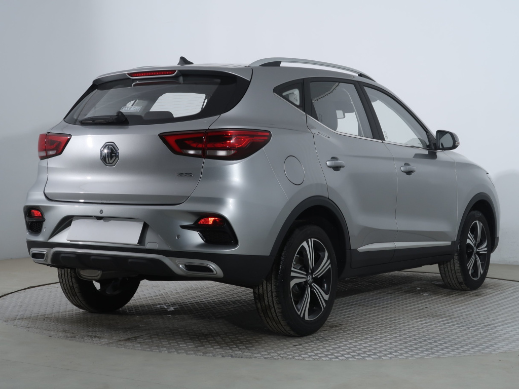 MG ZS SUV