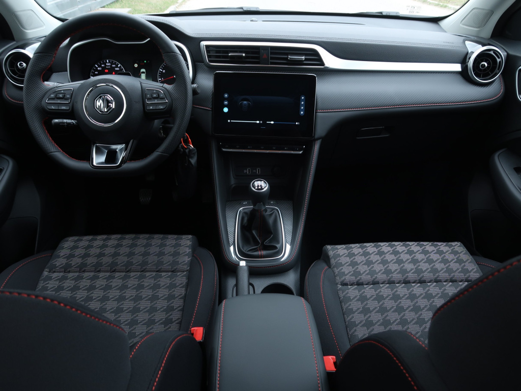 MG ZS SUV