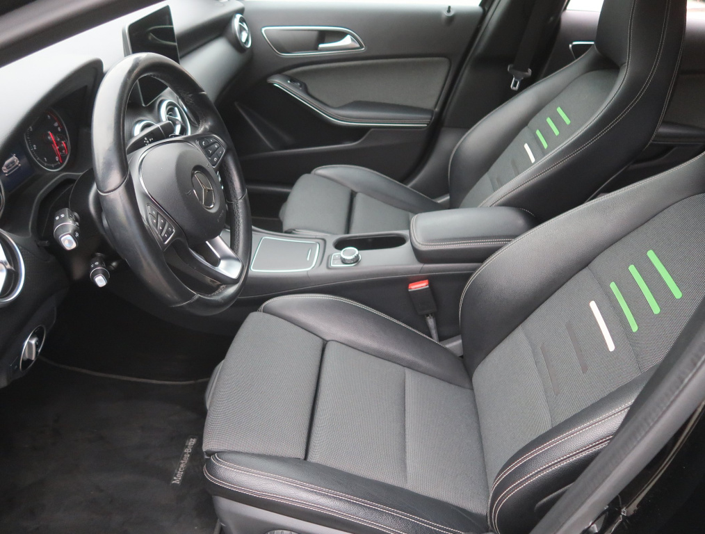 Mercedes-Benz A