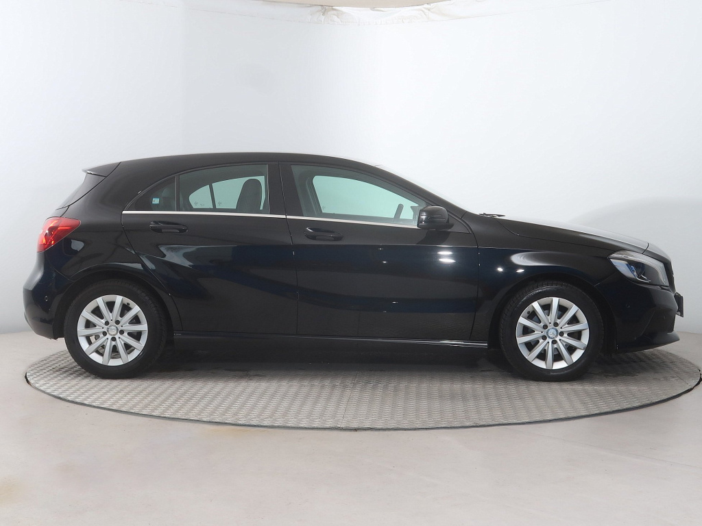 Mercedes-Benz A