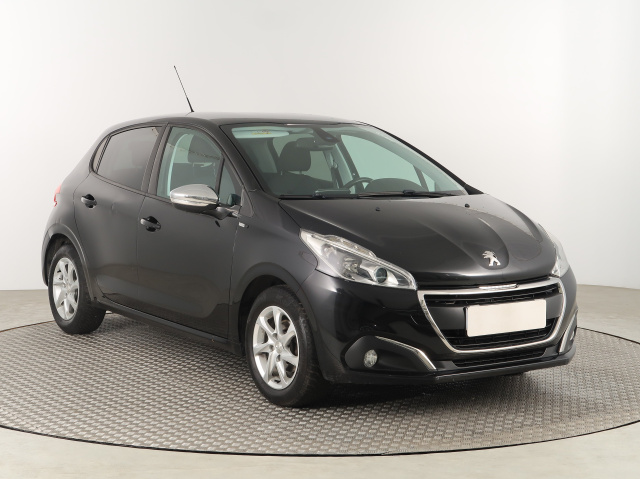 Peugeot 208 2016