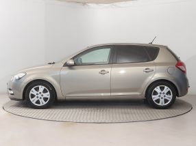 Kia Ceed - 2010