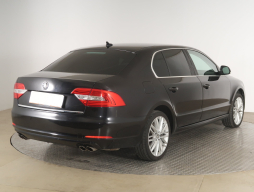 Škoda Superb 2014
