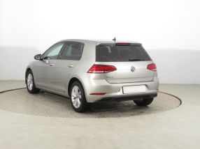 Volkswagen Golf - 2018