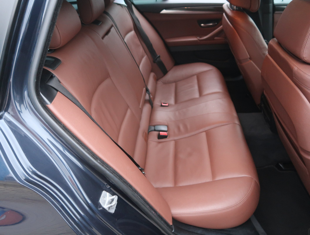 BMW 5