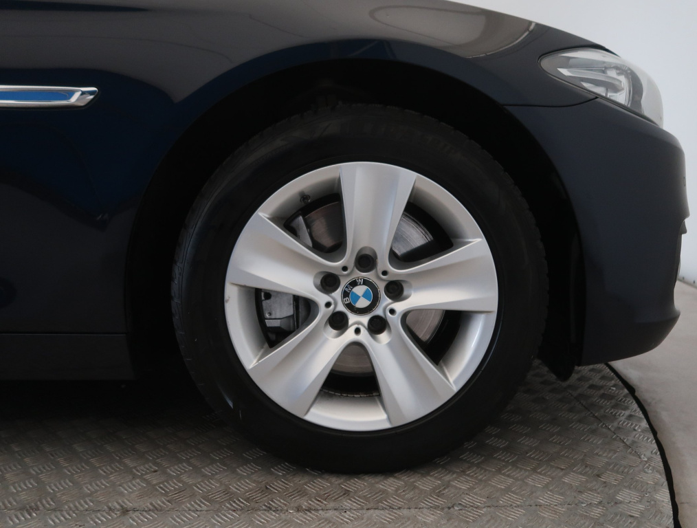 BMW 5