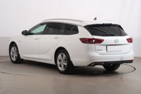 Opel Insignia - 2021