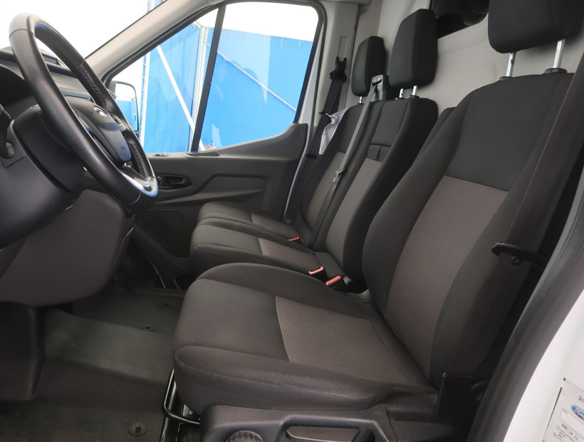 Ford Transit, 2022