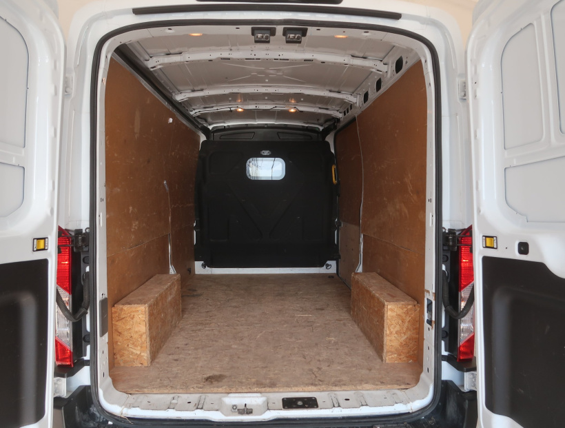 Ford Transit, 2022