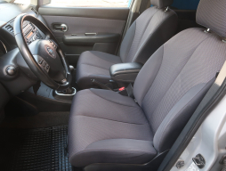 Nissan Tiida 2008