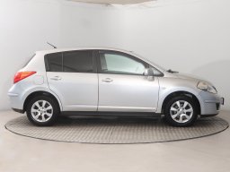 Nissan Tiida 2008