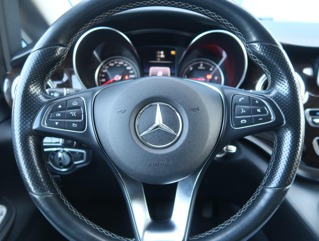 Mercedes-Benz V