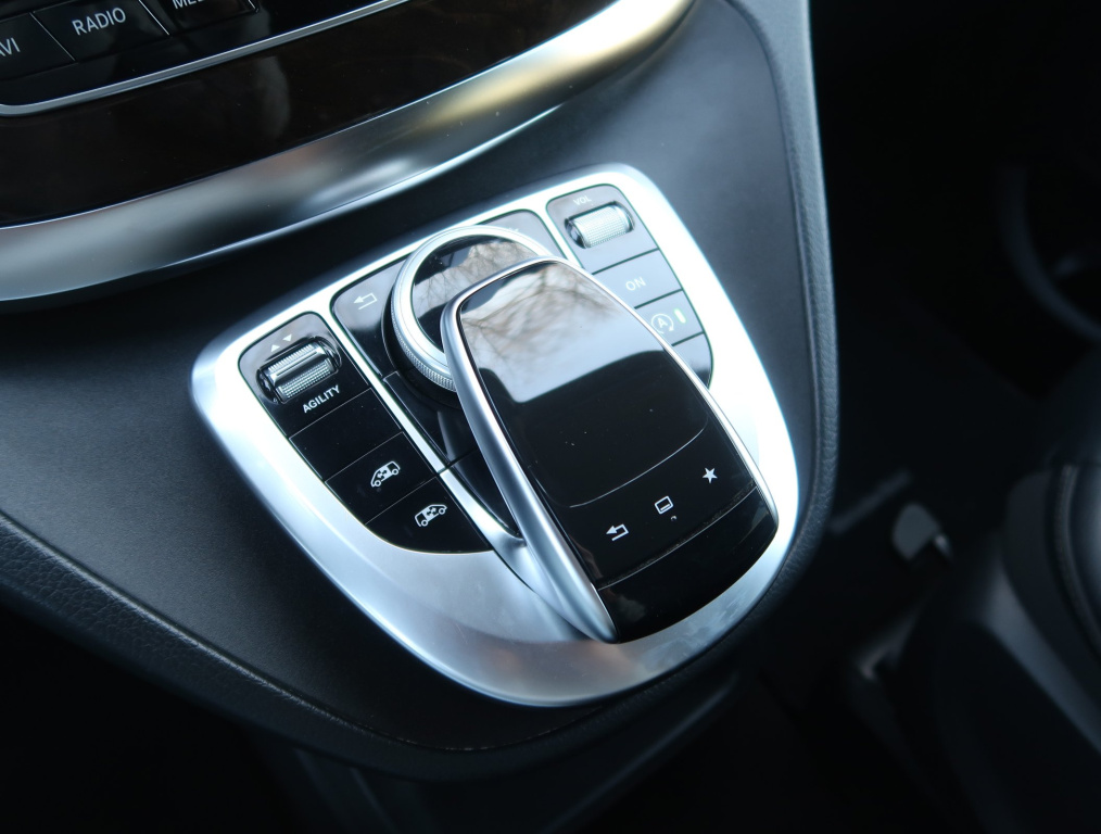 Mercedes-Benz V
