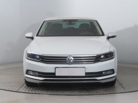 Volkswagen Passat - 2016