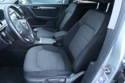 Volkswagen Passat 2011