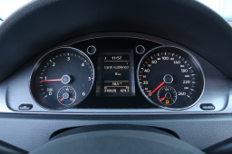 Volkswagen Passat 2011